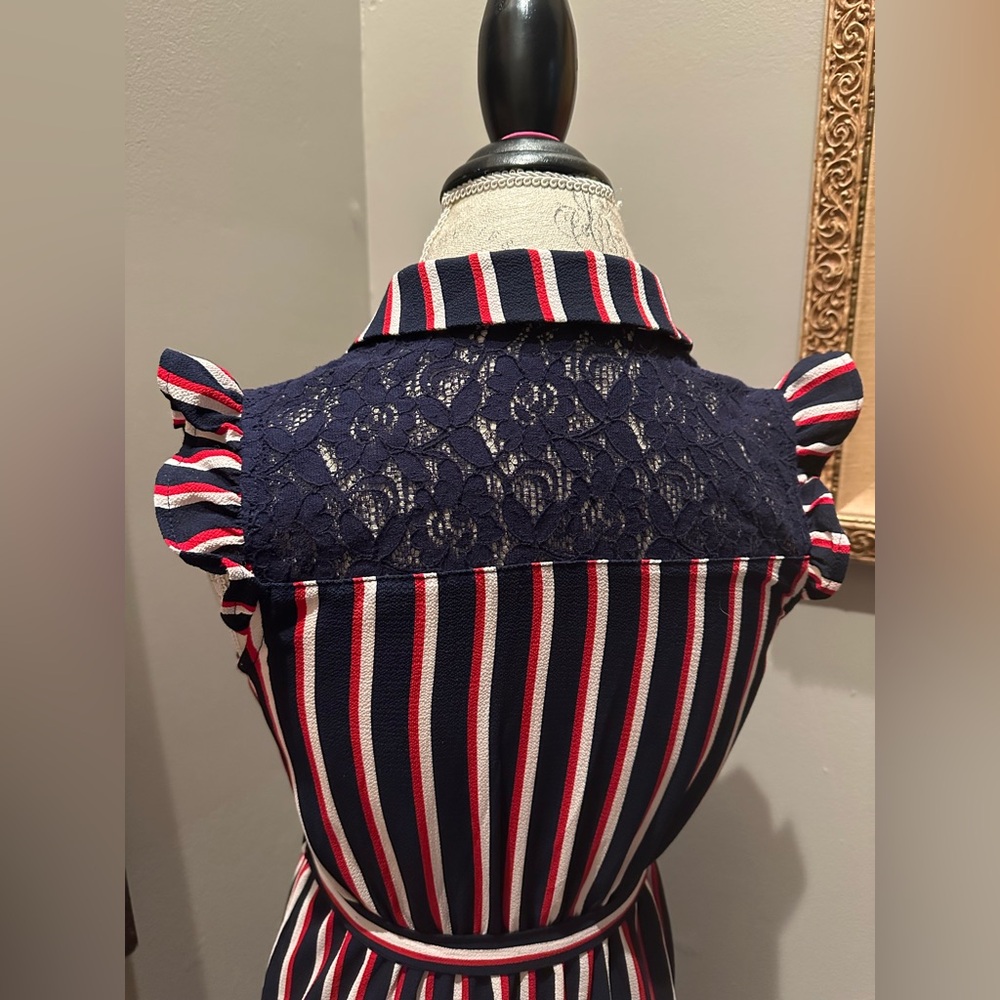 Juniors - Monteau Navy/Red Striped Dress w/Lace Accents EUC - Picture 9 of 11